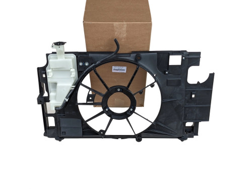 yaris-iii-1-5-hybrid-obudowa-wentylatora-chlodnicy-12-20-16711-0m100-ed-car.pl-6977424