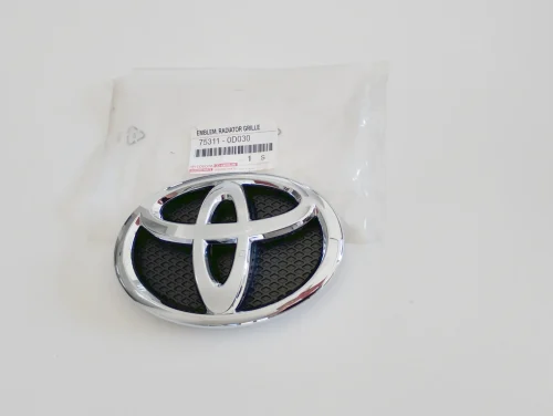 yaris-ii-emblemat-znaczek-logo-atrapa-zderzaka-przod-05-11-a75311-0d030-75311-0d030-ed-car.pl-7188211