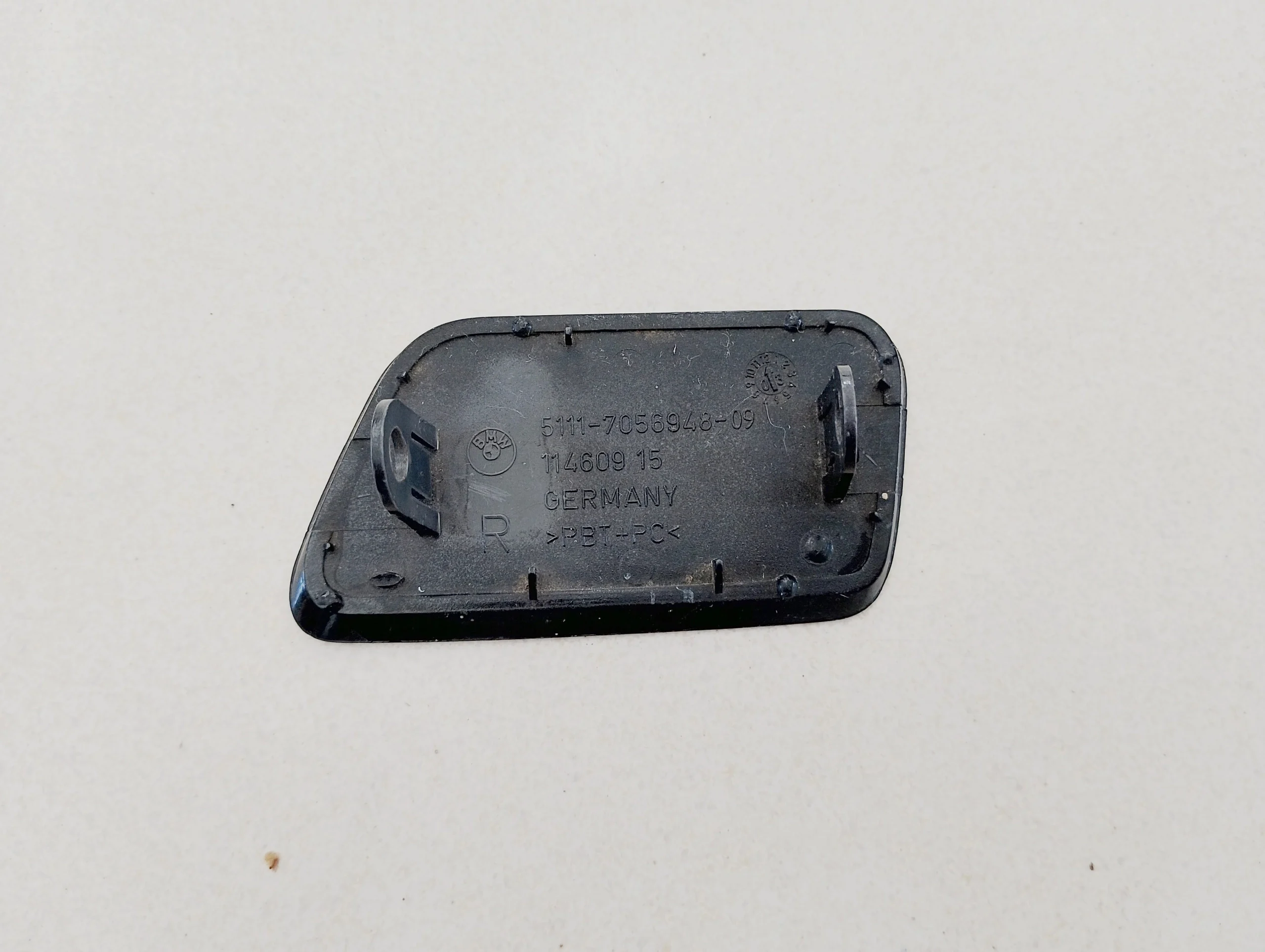bmw-3-e60-e61-zaslepka-spryskiwacza-lampy-prawy-przod-04-10-5111-7056948-09-5111705694809-7056948-09-ed-car.pl-7195825
