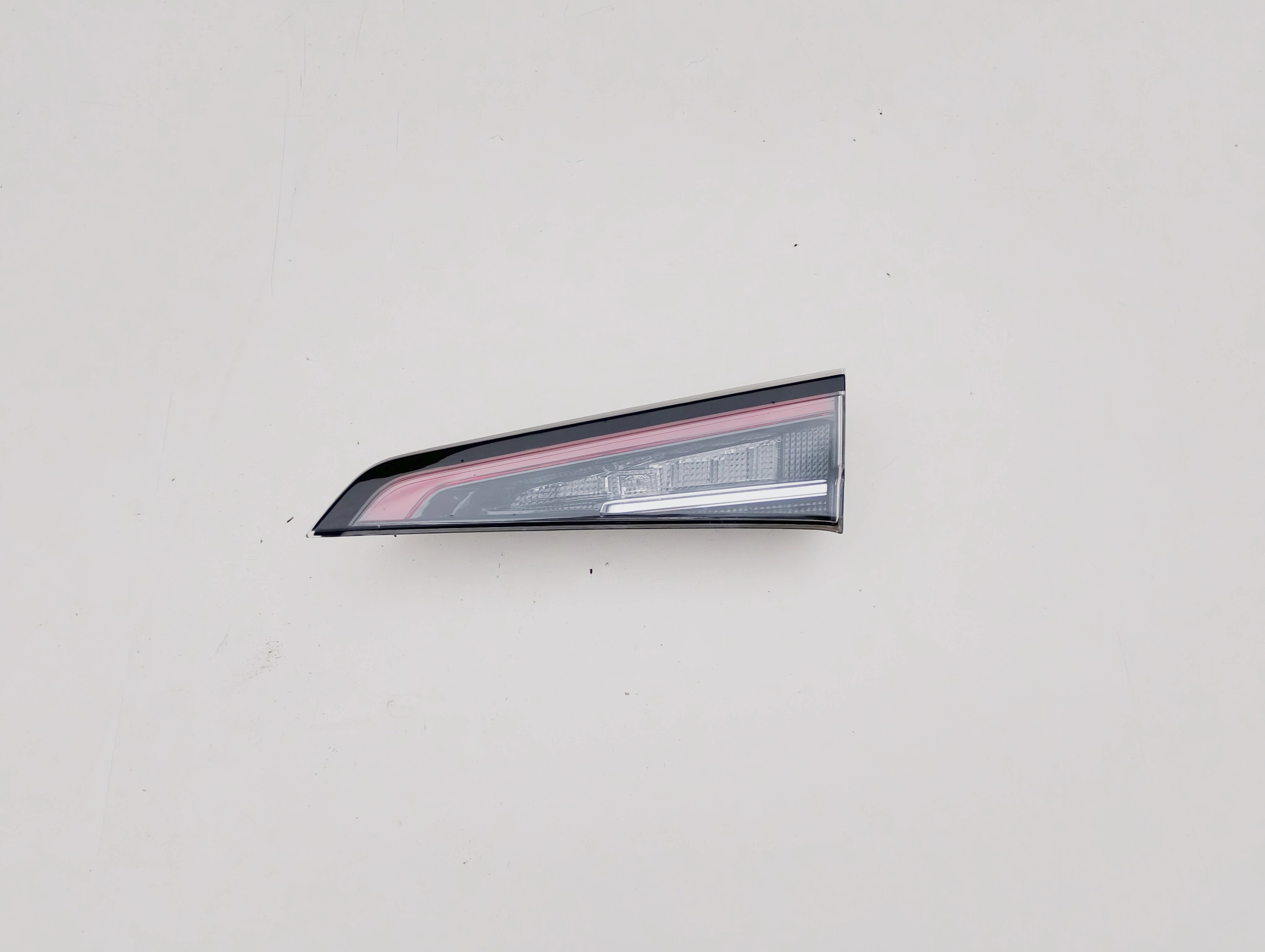 corolla-xii-e21-kombi-lampa-klapy-prawy-tyl-19-22-81581-02c60-02-431-ed-car.pl-7145755