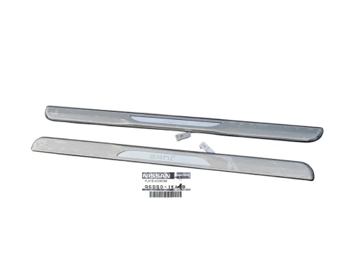 nissan-juke-f15-listwy-nakladki-progowe-led-listwa-na-prog-progi-przod-g69501ka0b-ed-car.pl-7193872