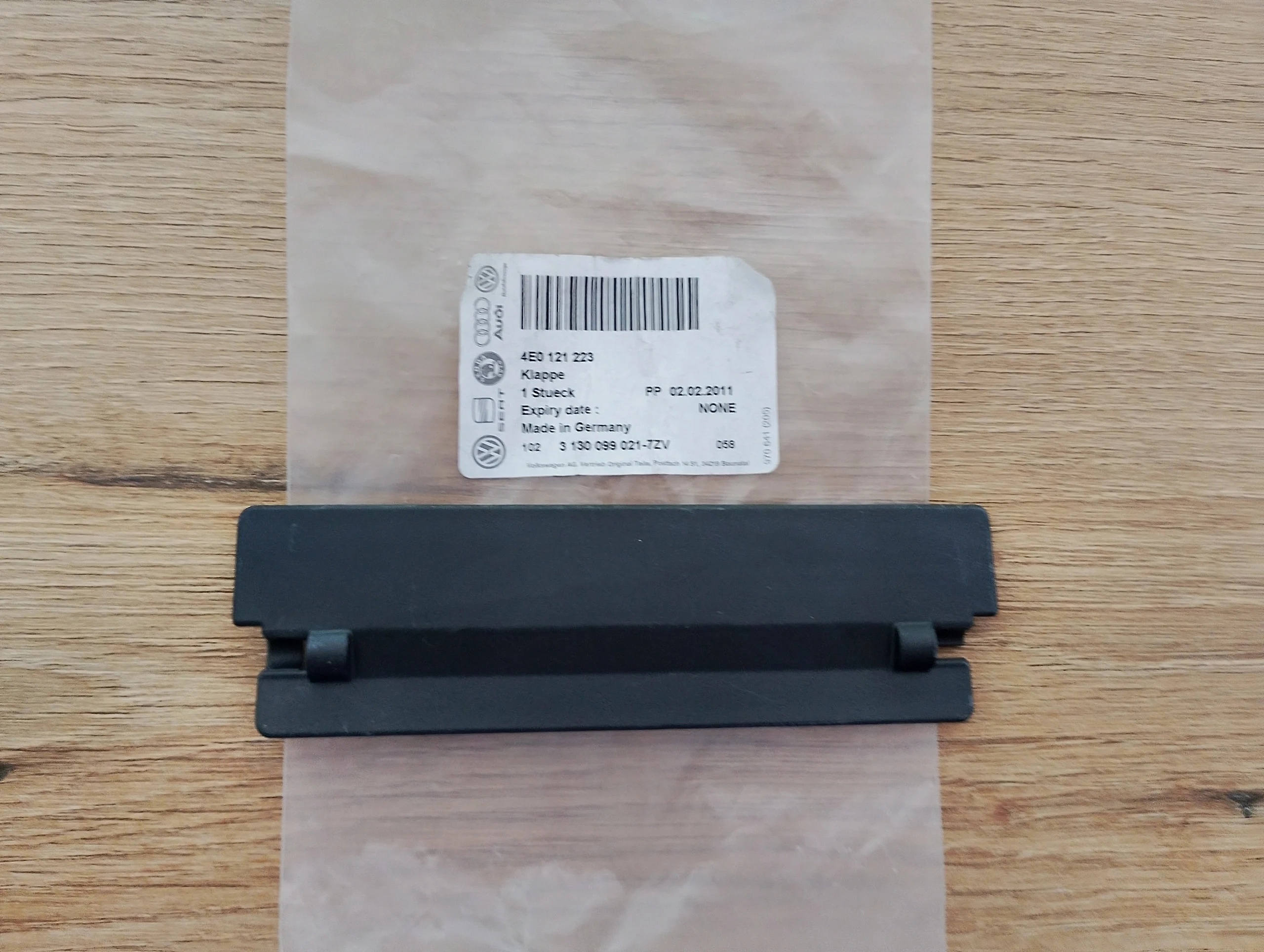 audi-a4-a5-a8-q5-klapka-oslona-obudowy-wentylatora-chlodnicy-4e0121223-3130099021-ed-car.pl-7210001