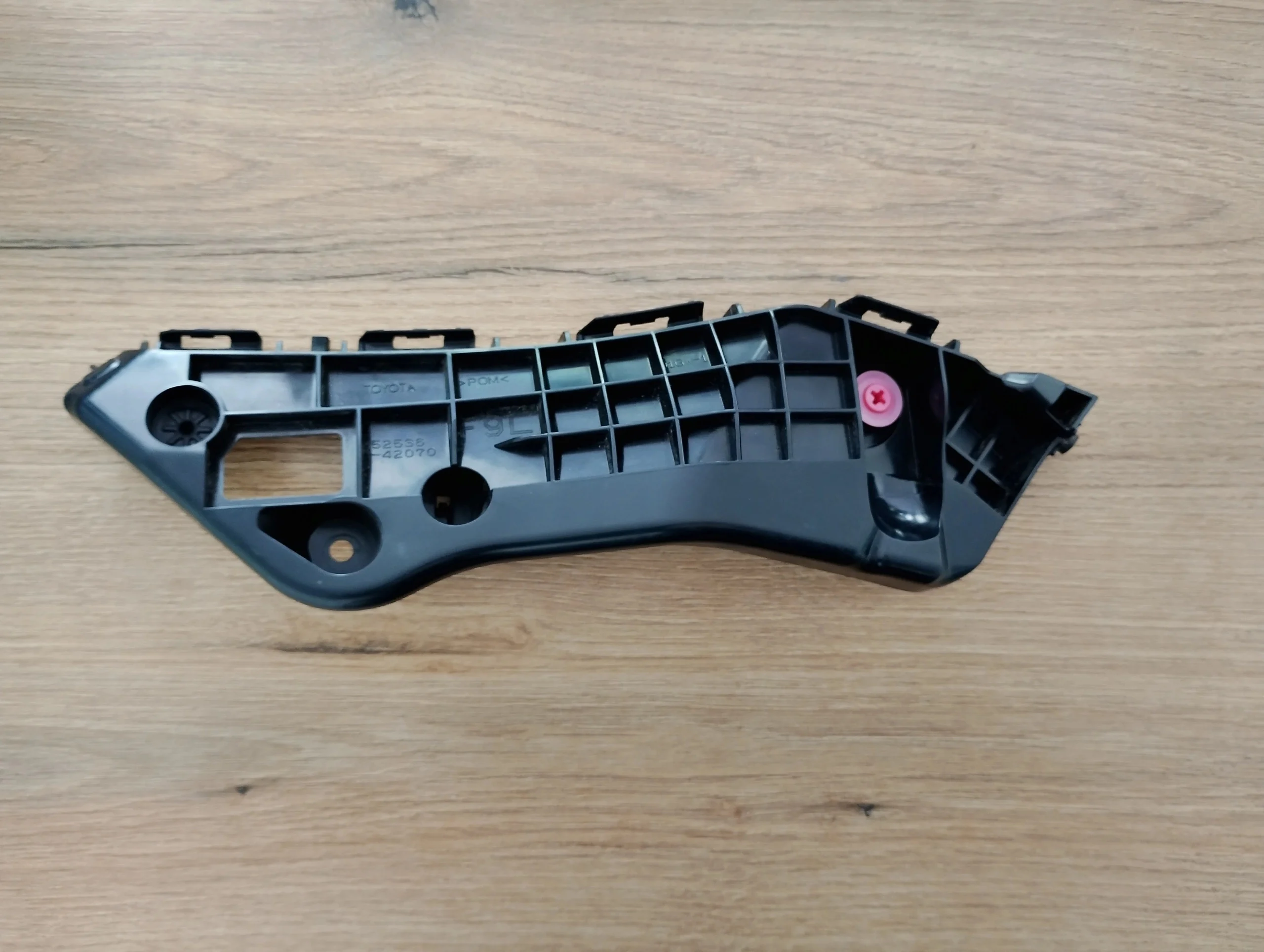 toyota-rav4-iv-lift-slizg-zderzaka-blotnika-lewy-przod-15-18-a52536-42070-52536-42070-ed-car-ed-car.pl-7203894