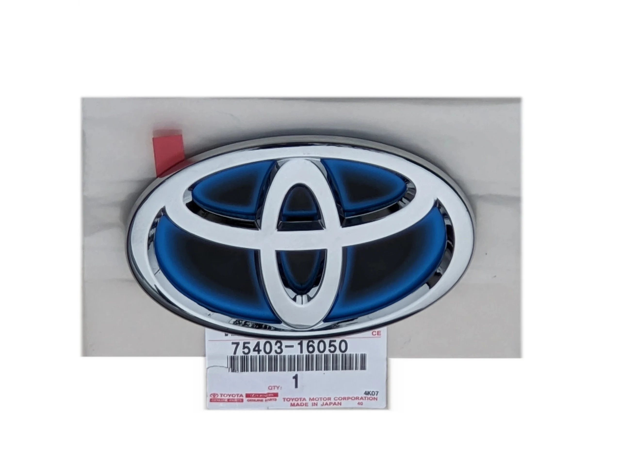 corolla-cross-hybrid-emblemat-na-klape-znaczek-logo-klapy-tyl-tylnej-75403-16050-ed-car.pl-7212551
