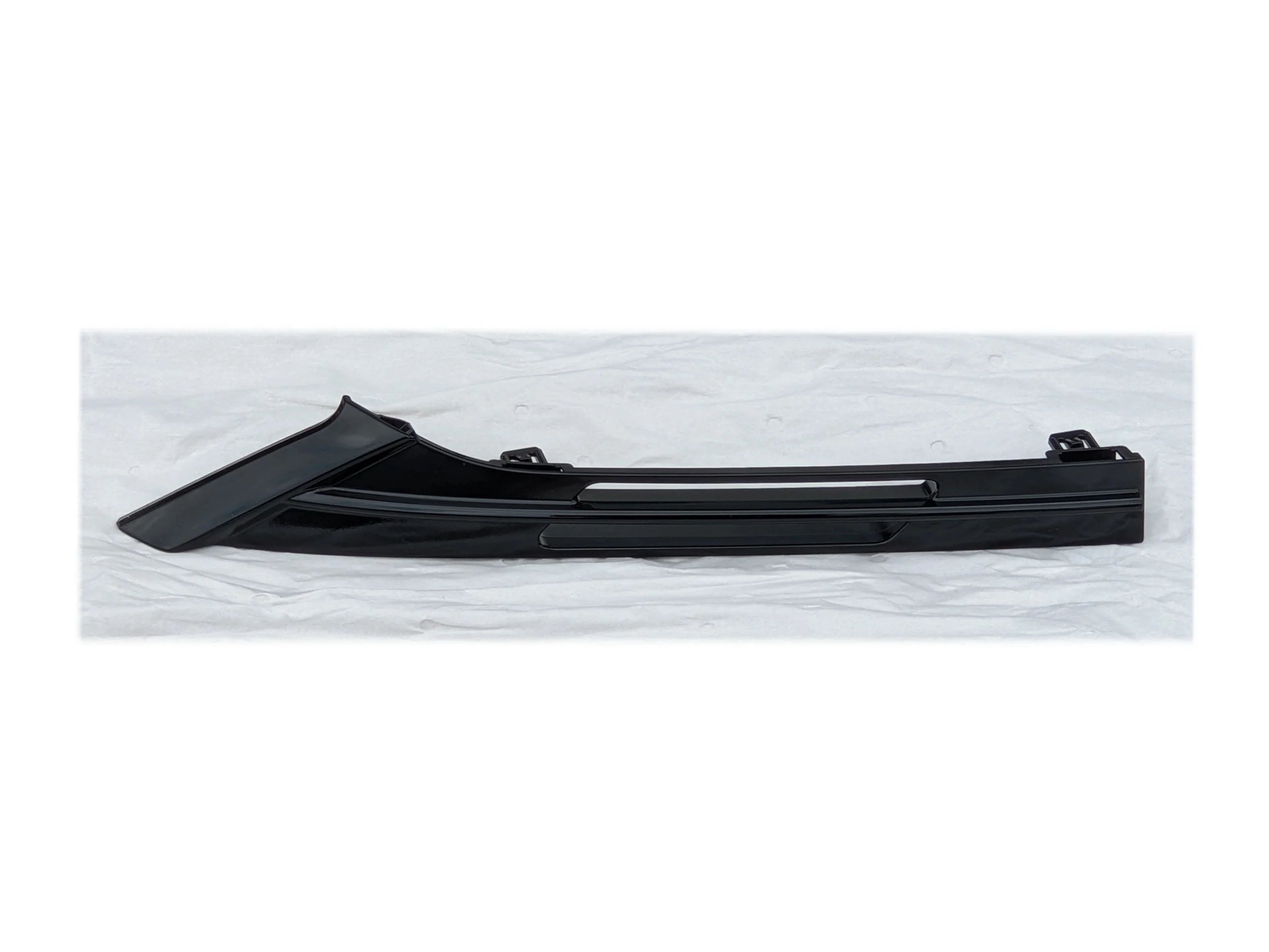 yaris-gr-prawa-kratka-listwa-atrapa-grill-zderzaka-przod-przedniego-53123-52190-ed-car.pl-7211849