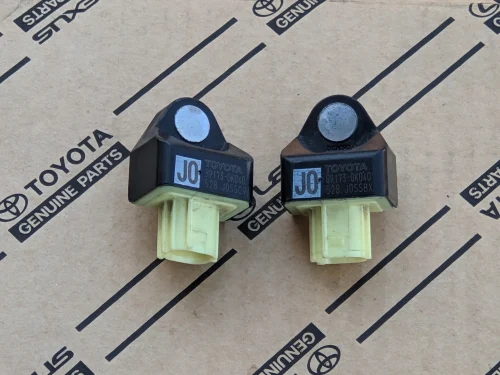 hilux-viii-czujnik-airbag-uderzenia-uderzeniowy-zderzeniowy-przod-15-a89173-09b20-j0-denso-ed-car.pl-7289707