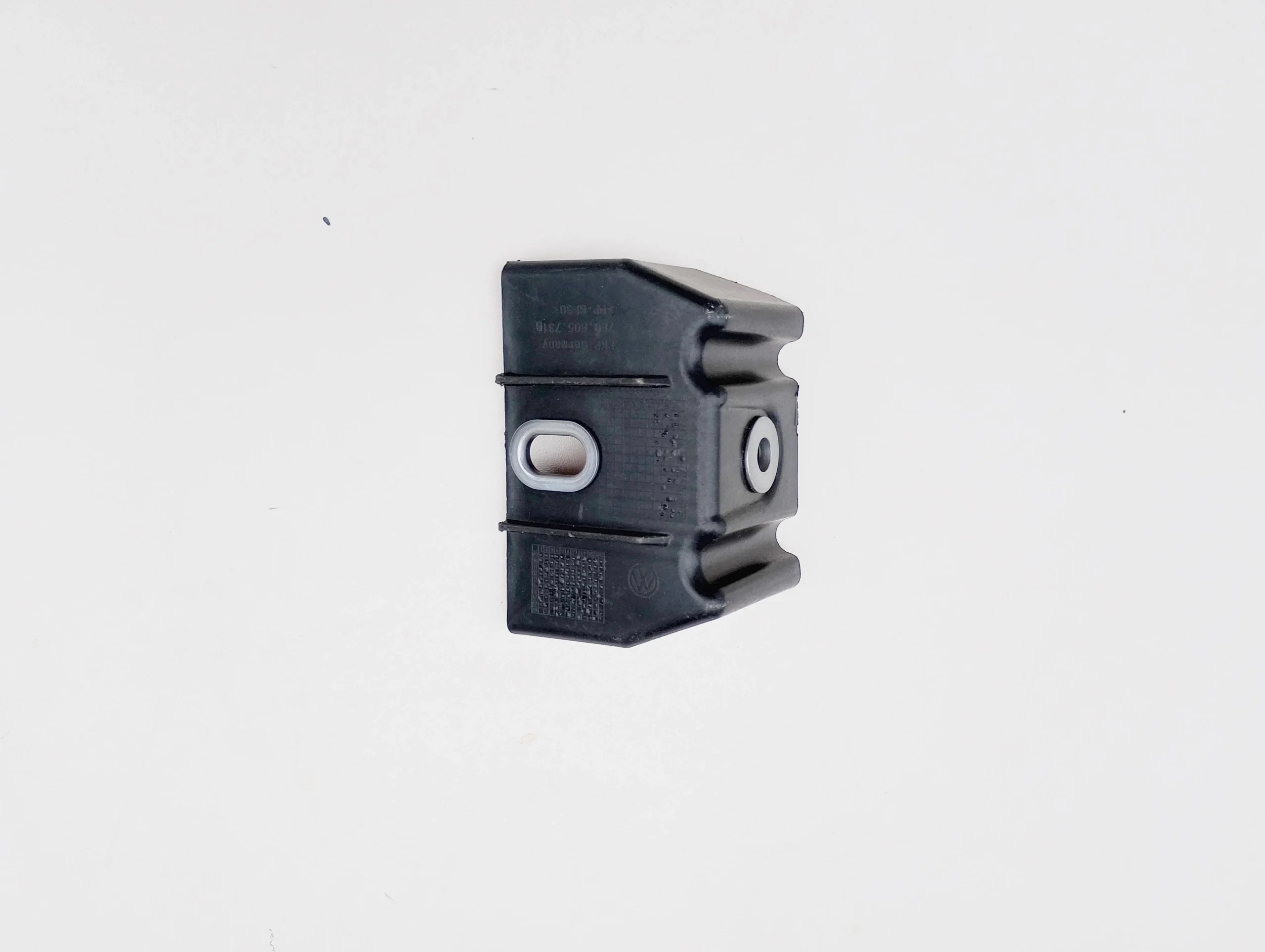 vw-t5-lift-t6-7e0-slizg-uchwyt-chlodnicy-pasa-przod-09-21-7e0805731b-7e0805731-edcar-ed-car.pl-7129090