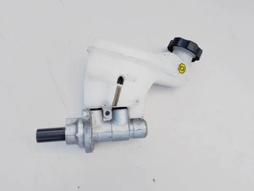 hyunda-ix20-zbiorniczek-plynu-pompa-hamulcowa-10-15-58510-1k100-585101k100-ed-car.pl-7293151