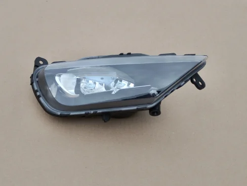volvo-s90-v90-xc60-xc90-halogen-drl-lampa-przeciwmgielna-prawy-przod-32337365-edcar-ed-car.pl-7294423