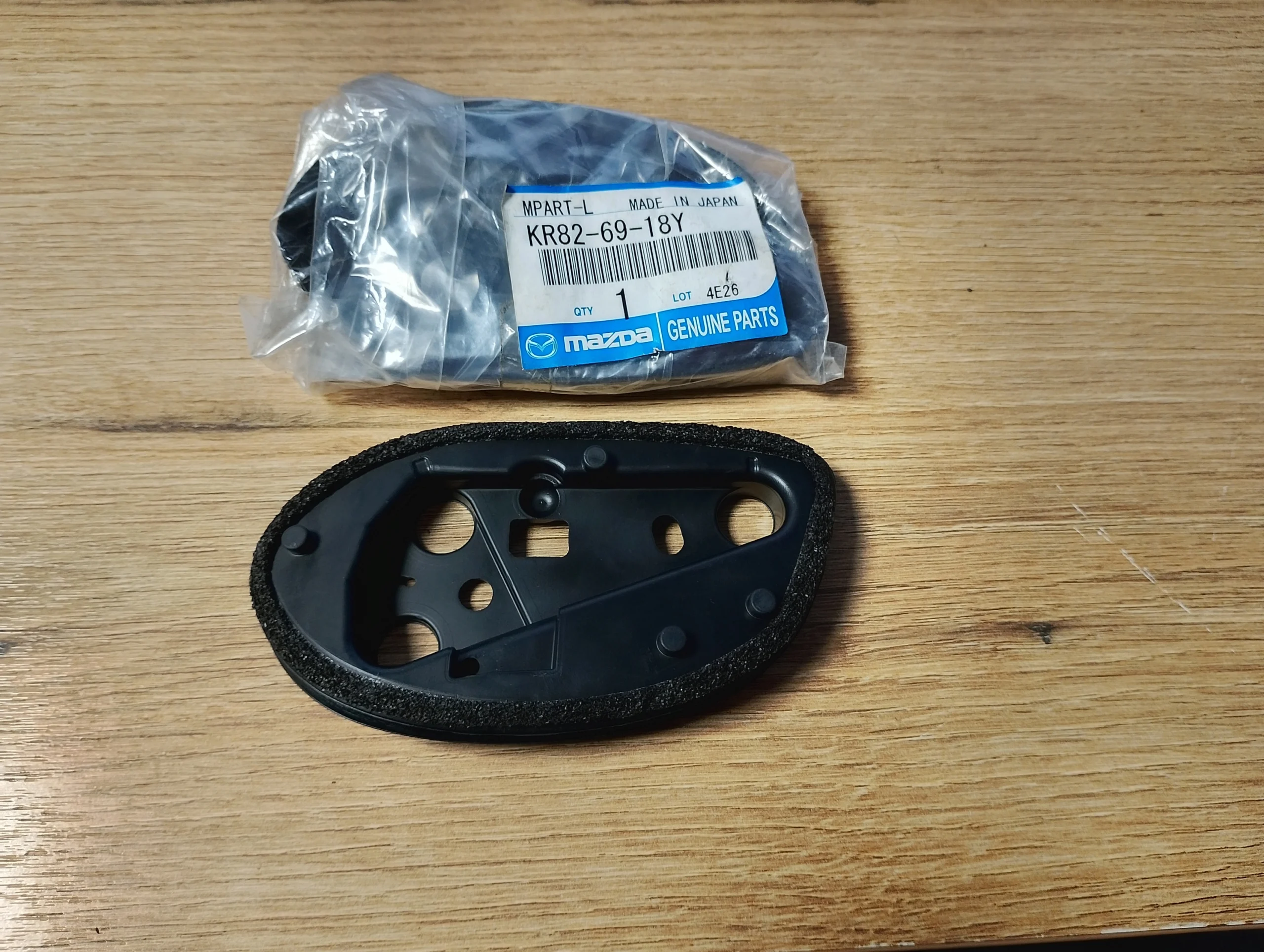 mazda-cx5-cx-5-i-ke-gh-uszczelka-lewa-lusterka-lewego-12-16-kr82-69-18y-kr826918y-ed-car.pl-7304504