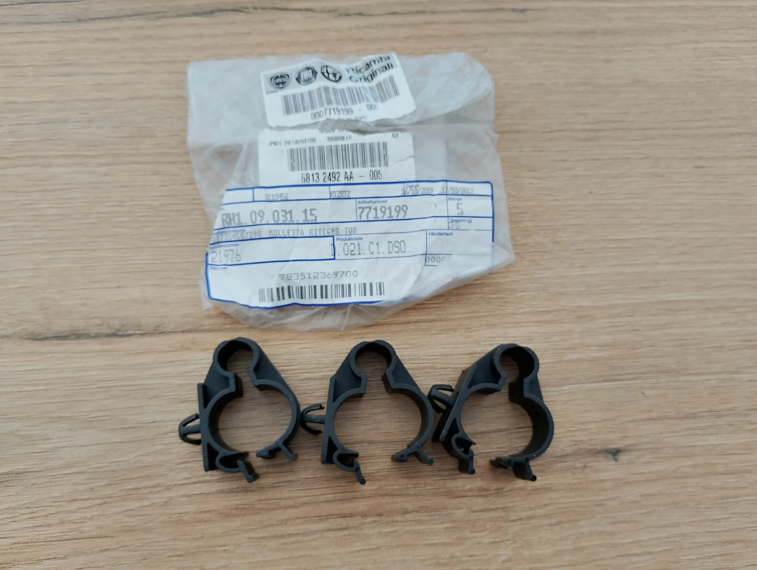 ram-promaster-fiat-doblo-ducato-3x-spinka-klips-mocowanie-rury-00719199-7719199-68132492aa-ed-car.pl-7300445