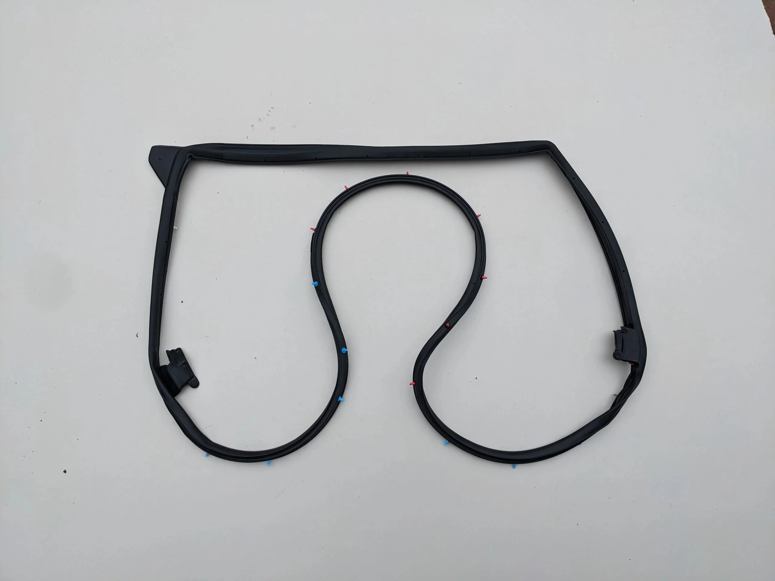 toyota-rav4-v-uszczelka-drzwi-prawy-tyl-tylna-18-24-a67871-42140-ed-car.pl-6693688