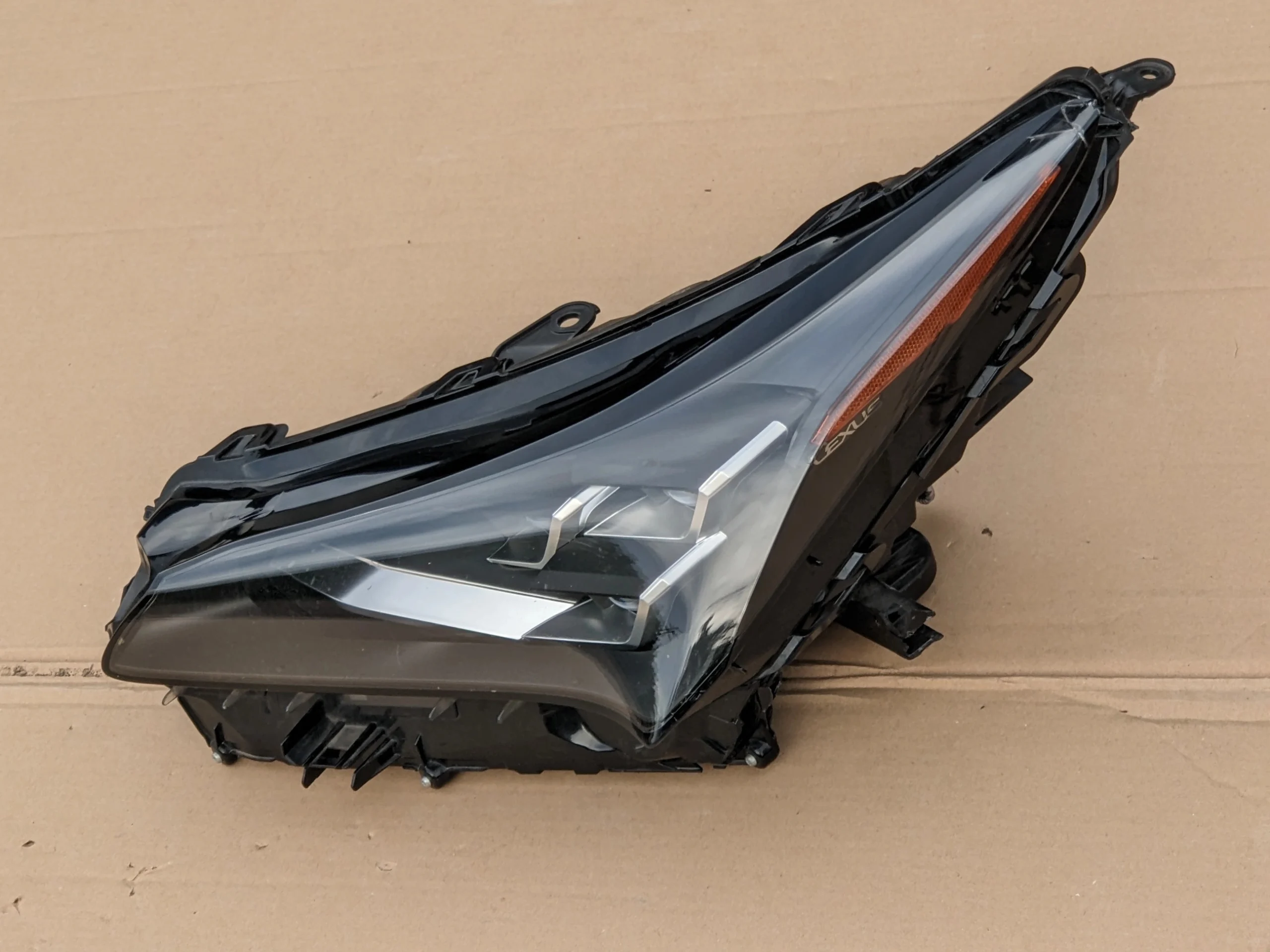lexus-nx200t-nx300h-lift-lampa-soczewki-reflektor-full-led-lewy-przod-81185-78240-nt-koito-78-33-ed-car.pl-7308928