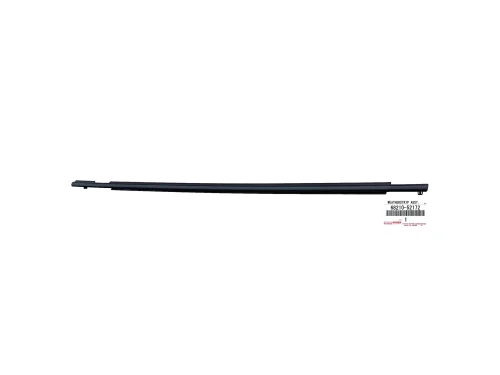 toyota-verso-s-p12-listwa-zgarniajaca-szyby-drzwi-lewy-przod-68210-52172-ed-car.pl-7113967